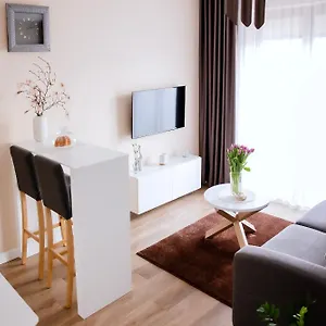 https://apartament-bimba-free-parking.poznan-hotels.com